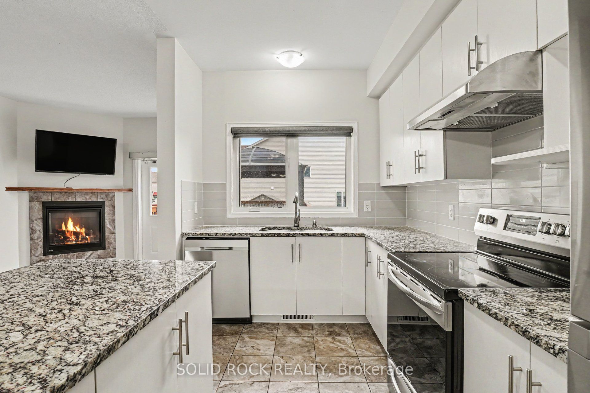 639 Via Campanale Avenue Property Photo 5