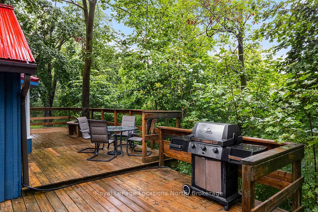 105 Craig Street Property Photo 15