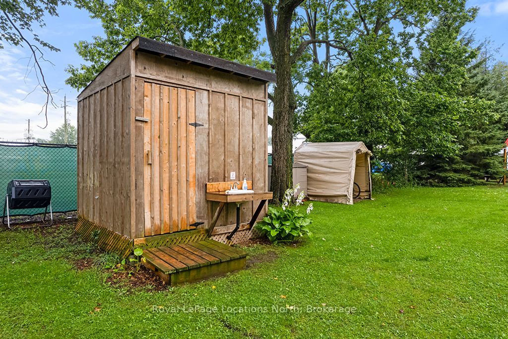 105 Craig Street Property Photo 45