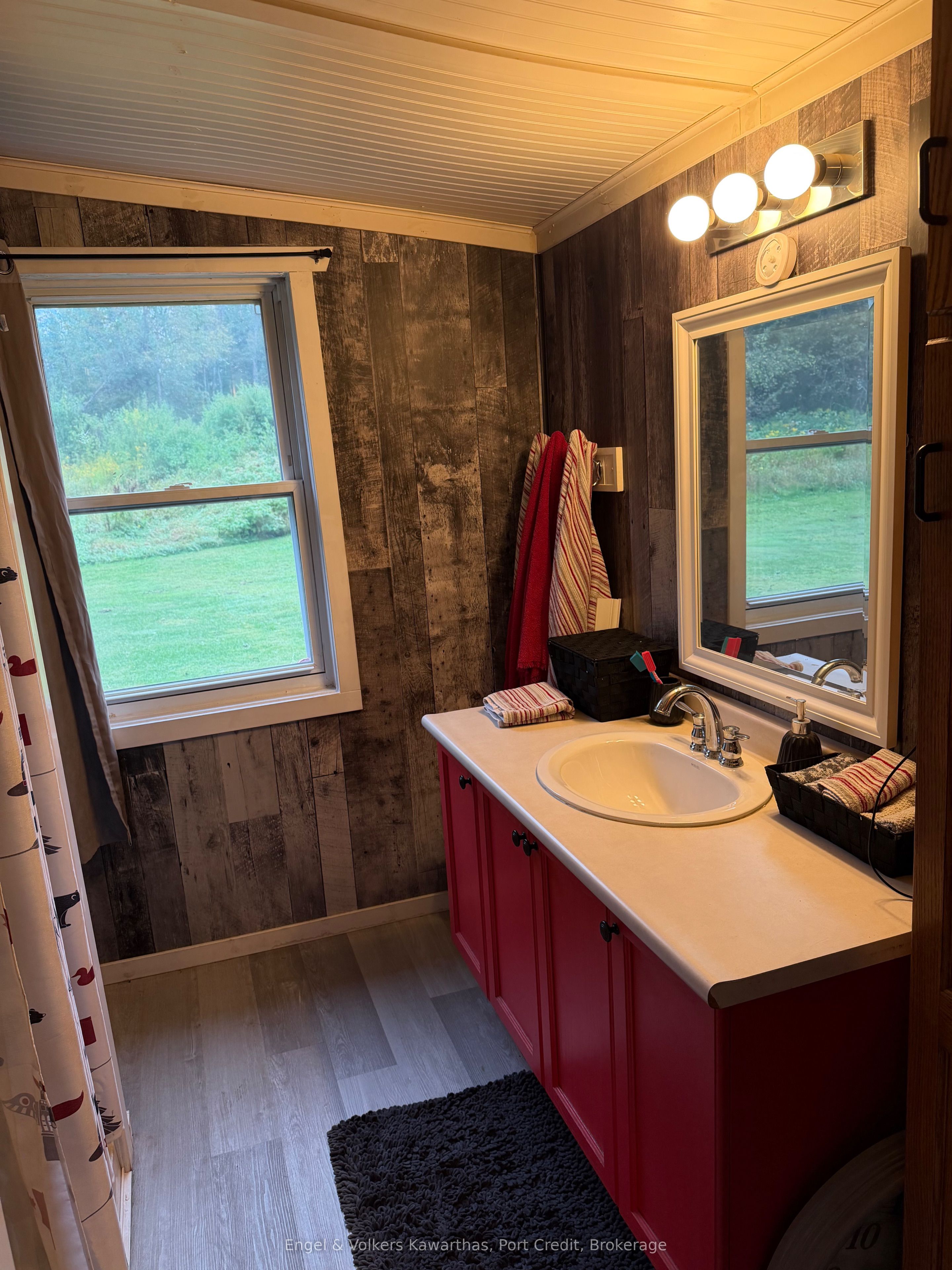 73 White Church Road Property Photo 14