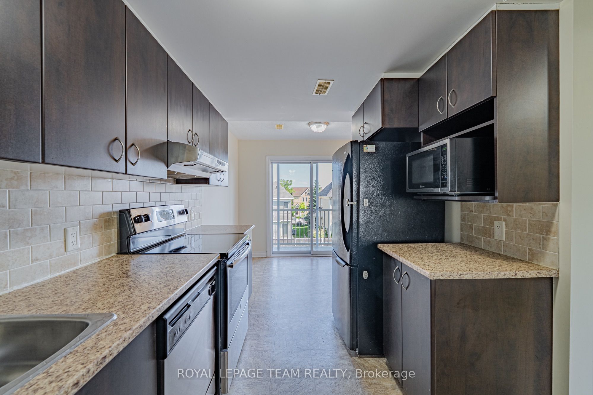 634 Chapman Mills Drive B Property Photo 18