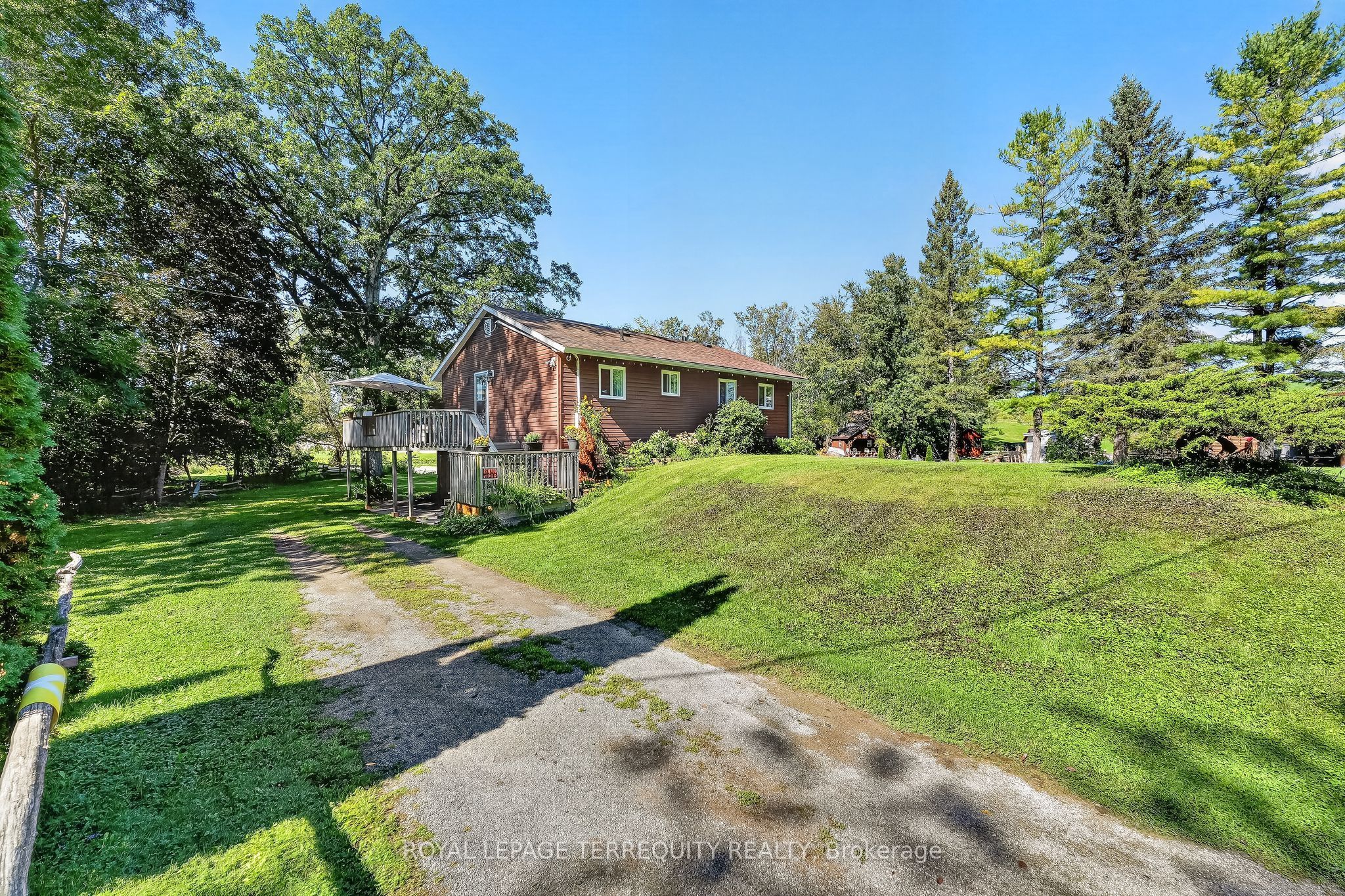 135 Izumi Way Property Photo 3
