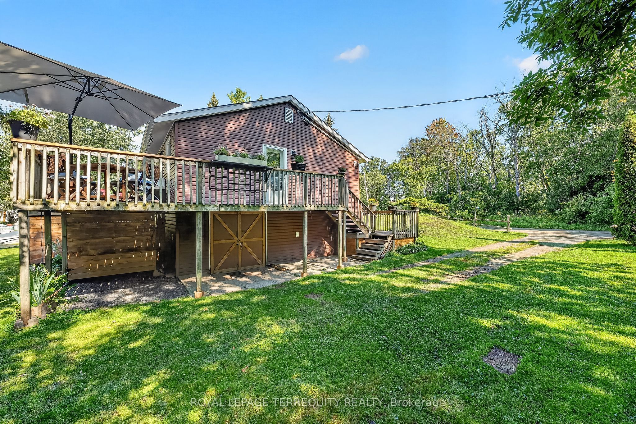 135 Izumi Way Property Photo 10