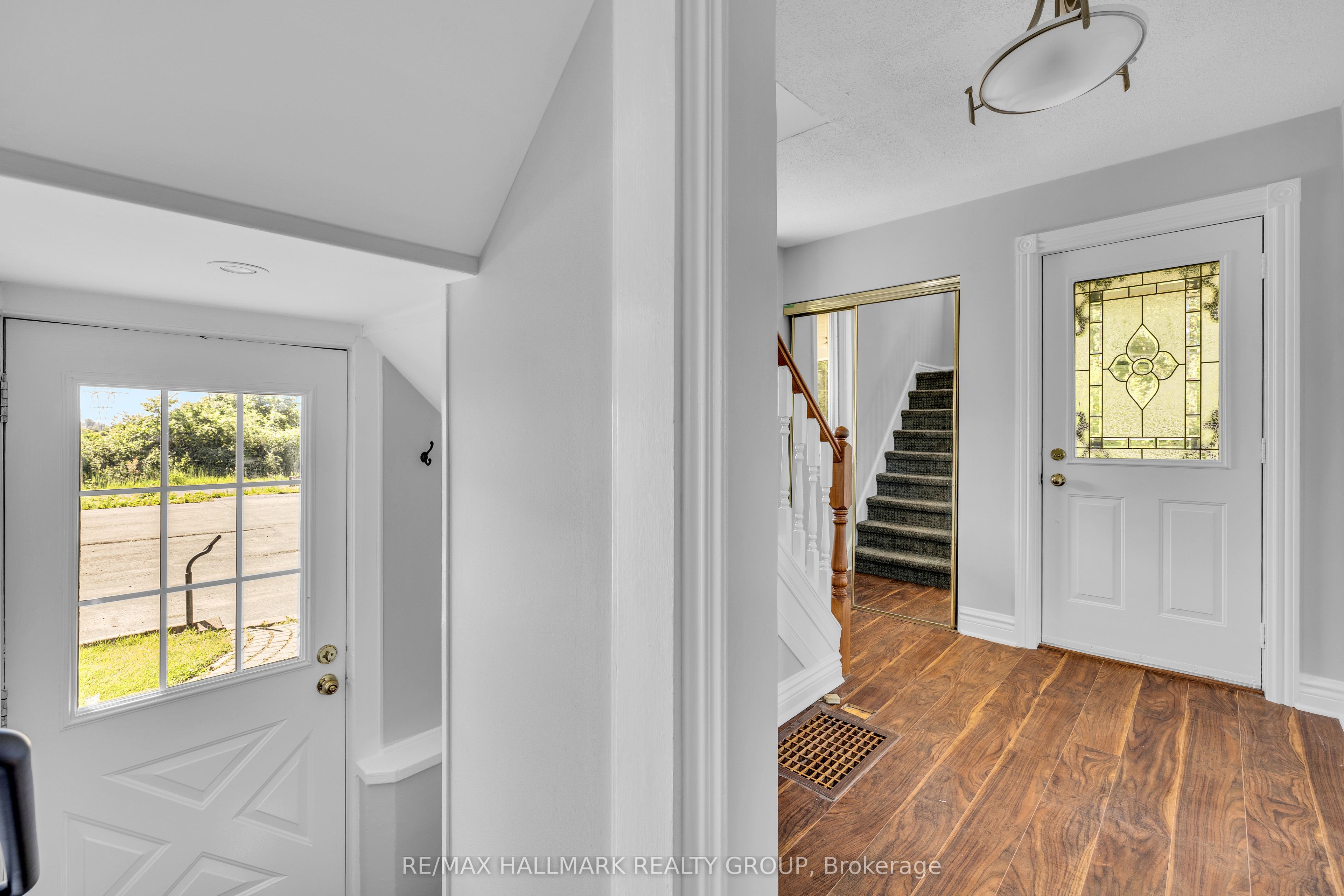 6804 Harbour Street Property Photo 10