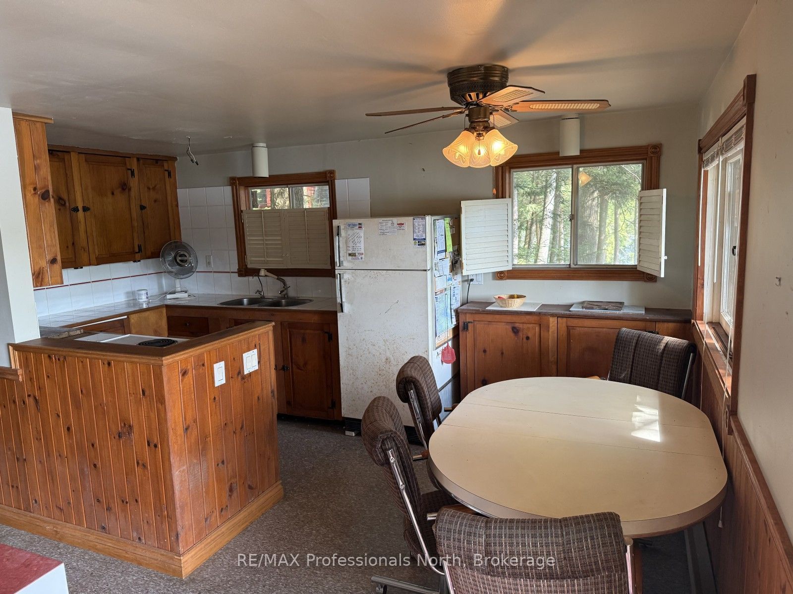 1019 Arrowhead Drive Property Photo 9