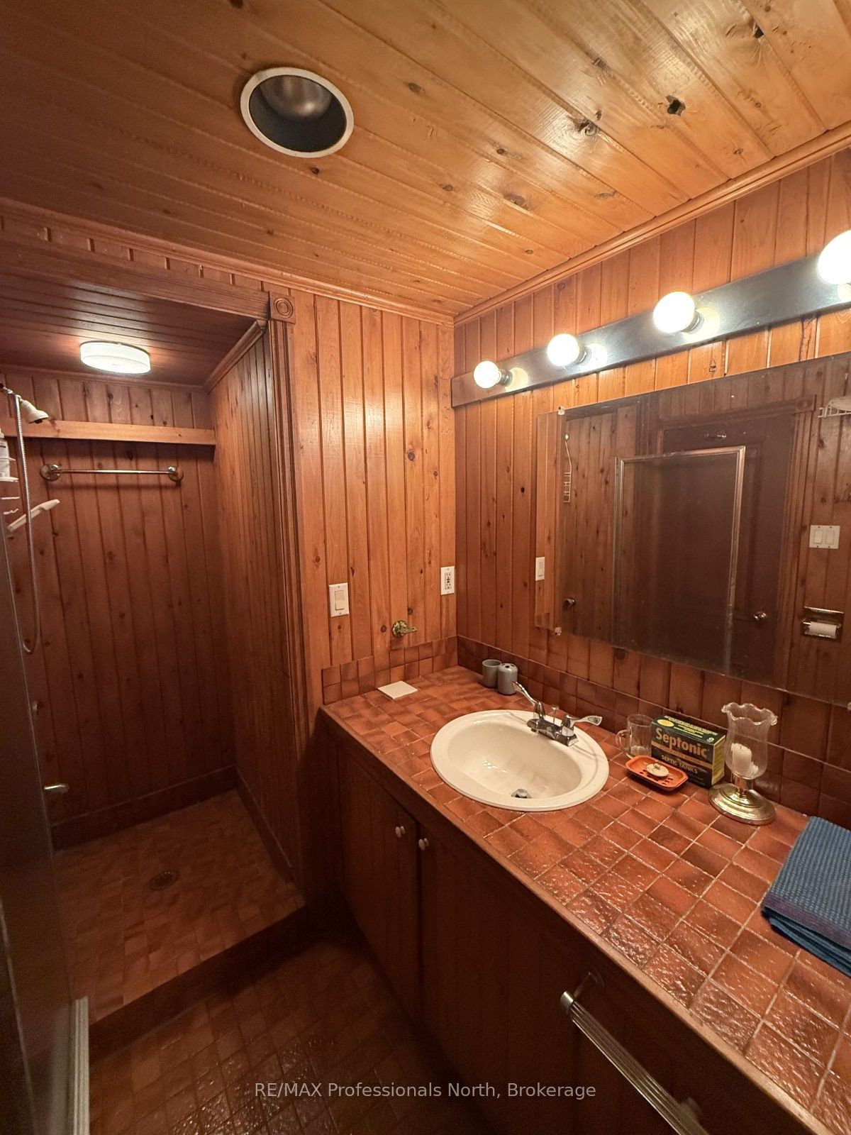 1019 Arrowhead Drive Property Photo 15
