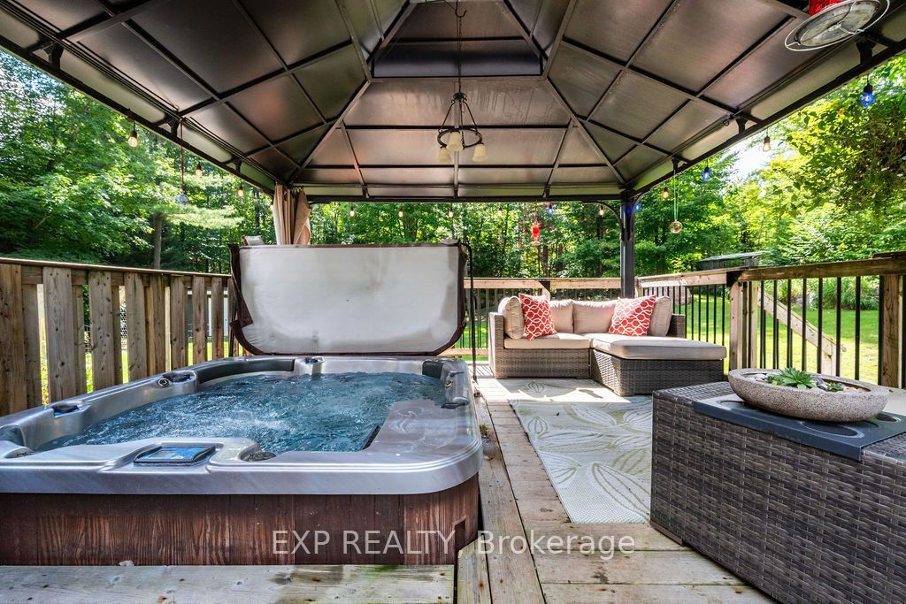 61 Rosebrugh Road Property Photo 12