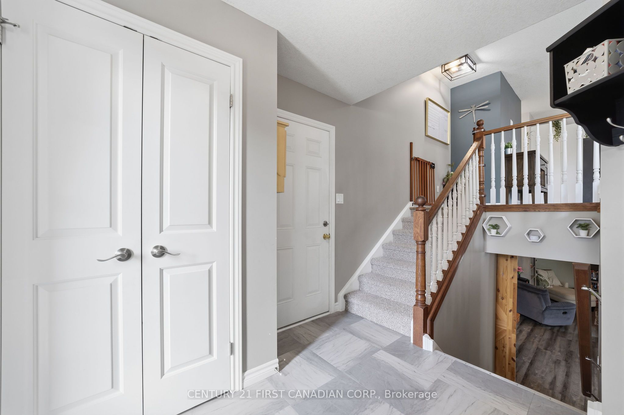 102 Watson Street Property Photo 8
