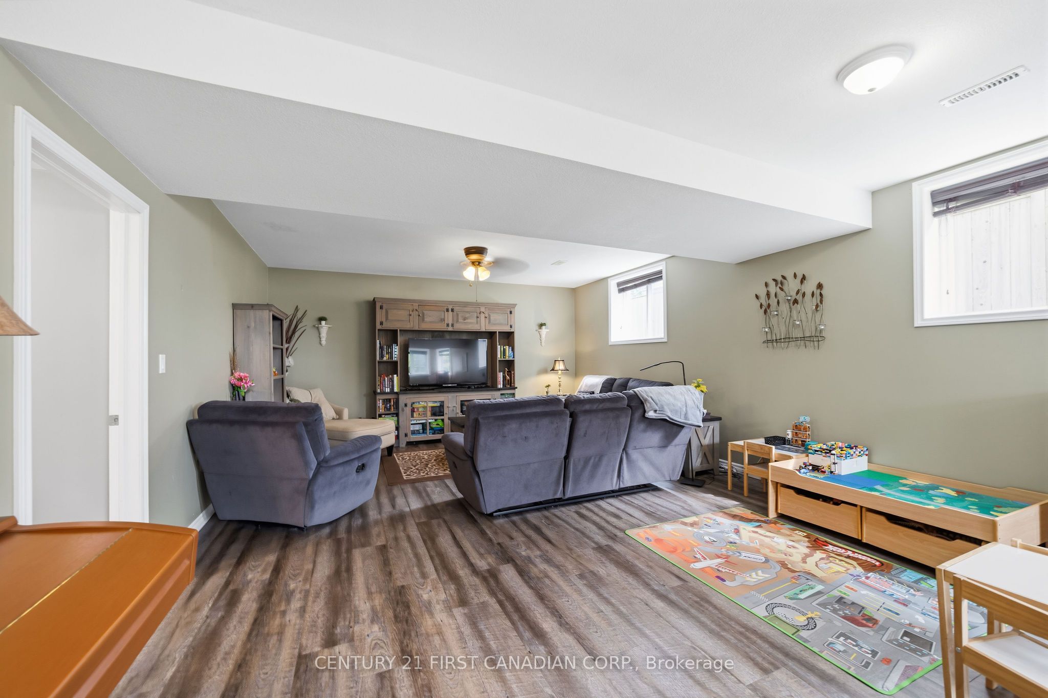102 Watson Street Property Photo 24