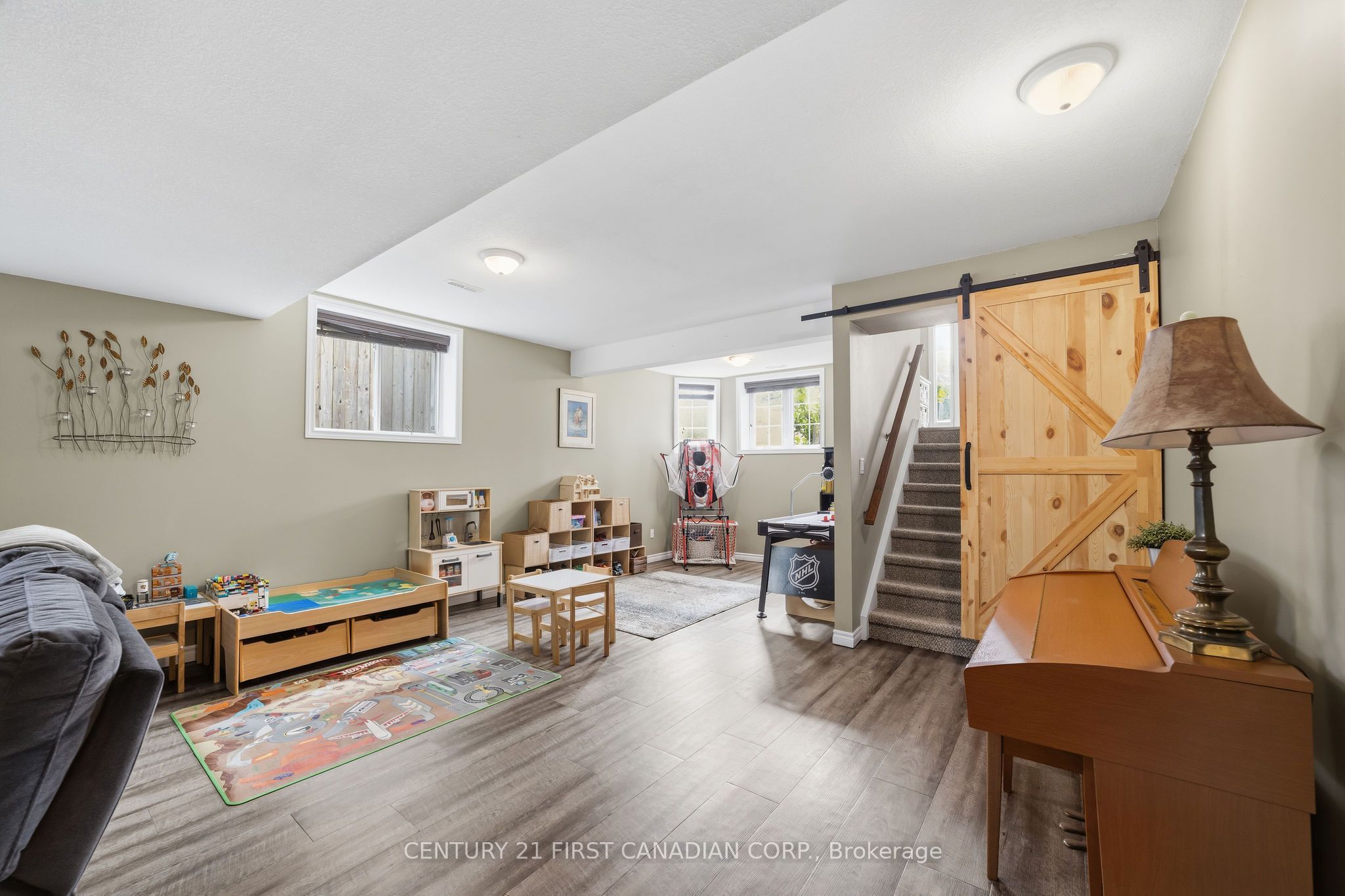 102 Watson Street Property Photo 27