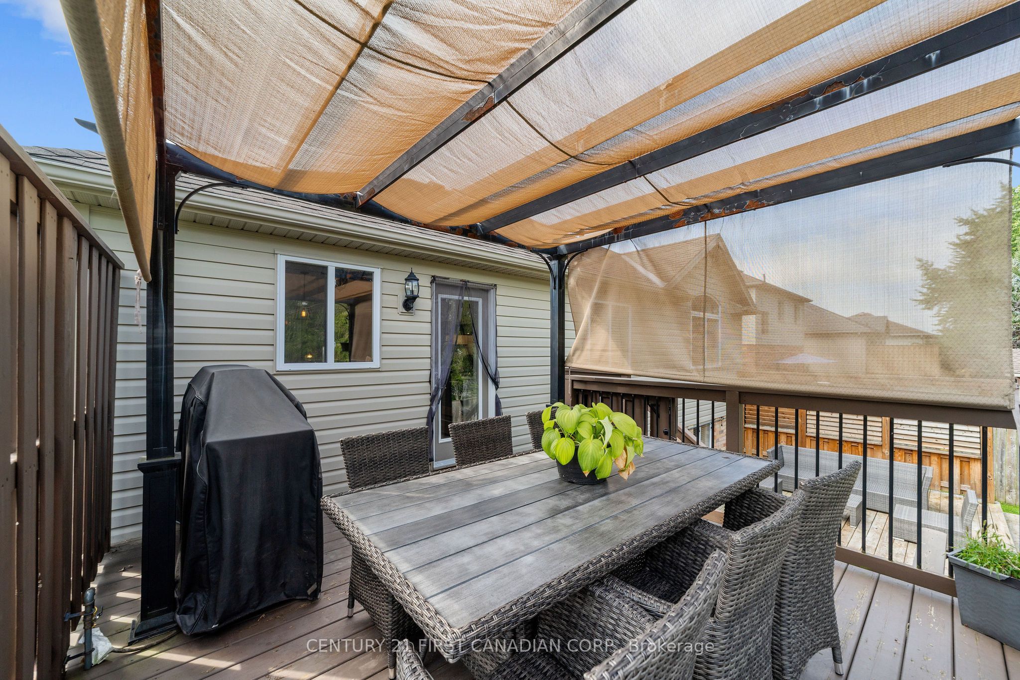 102 Watson Street Property Photo 39