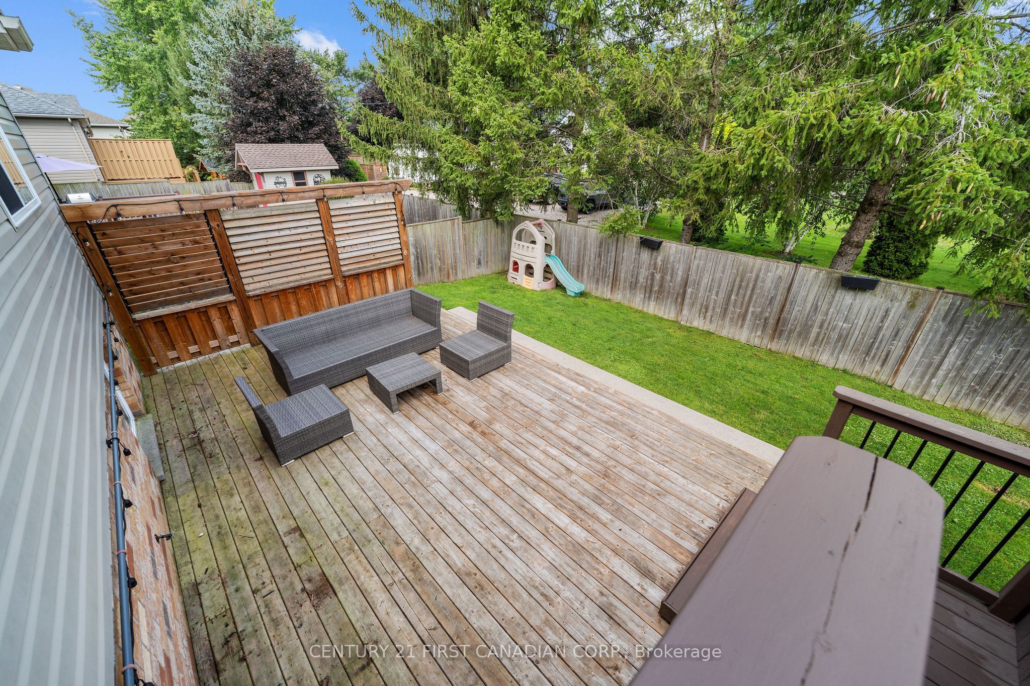 102 Watson Street Property Photo 40