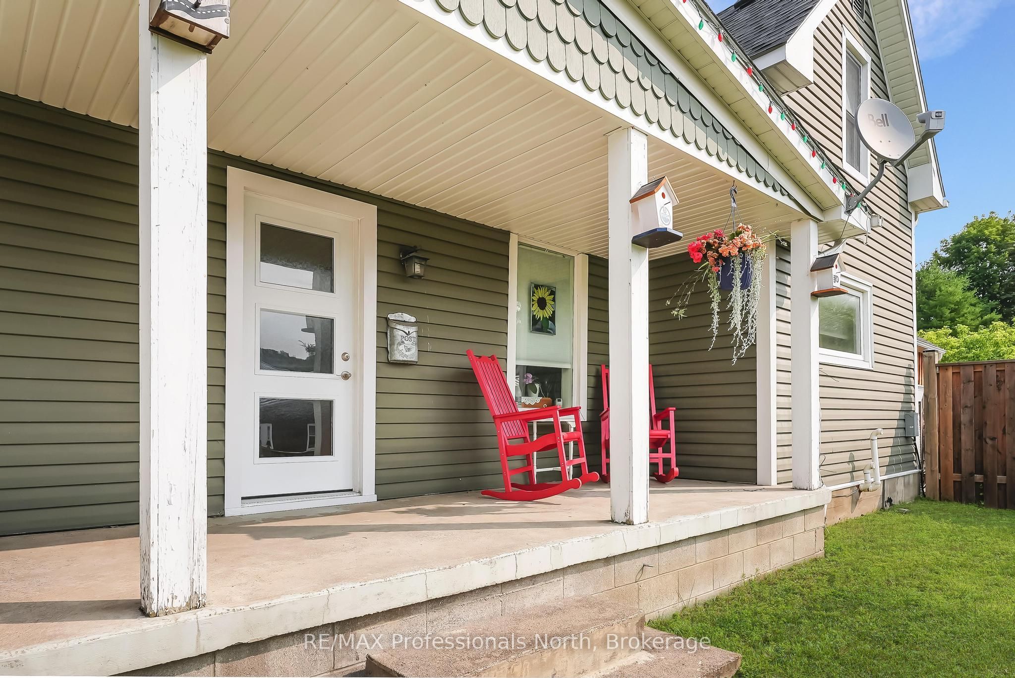 33 Maple Avenue Property Photo 5