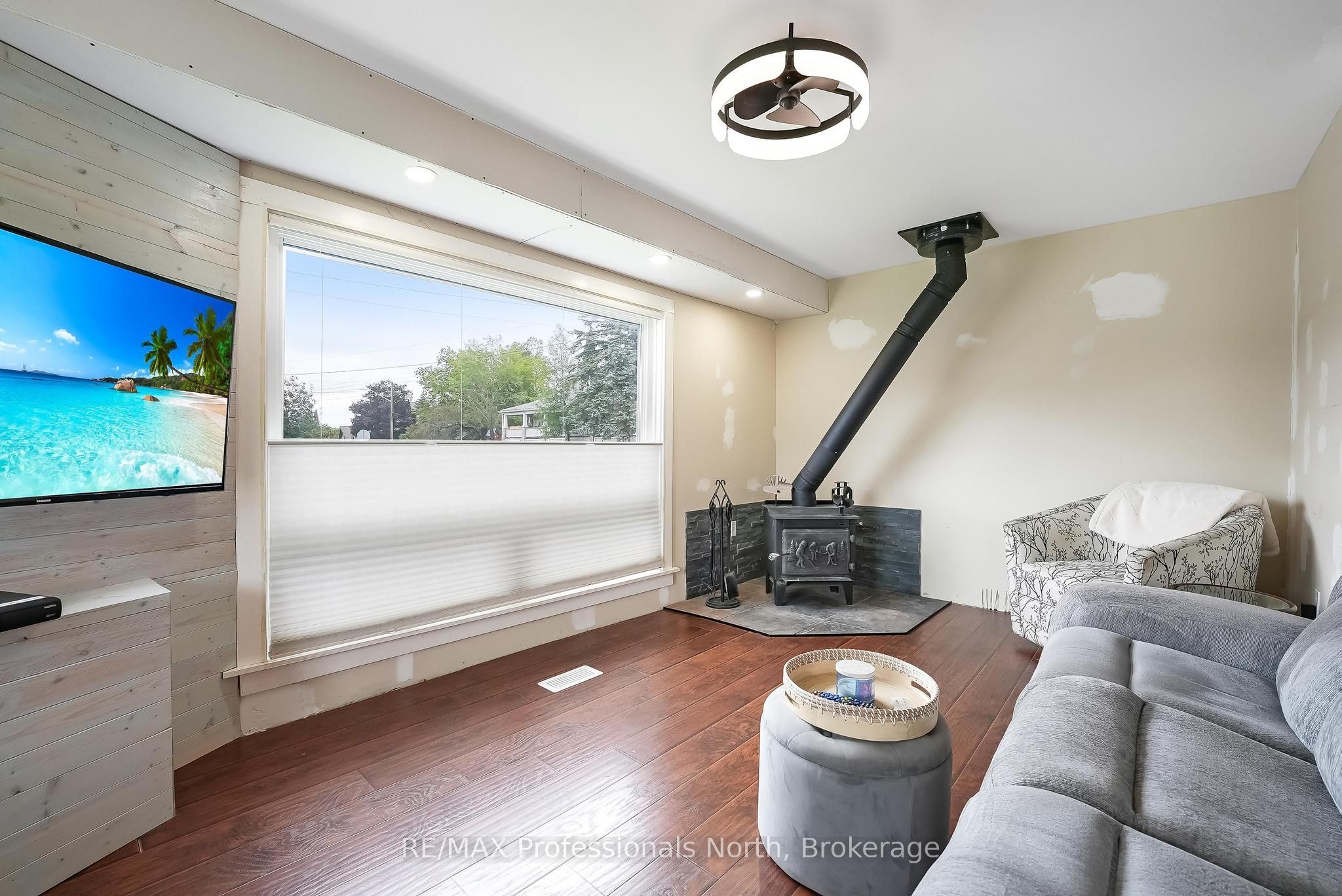 33 Maple Avenue Property Photo 17