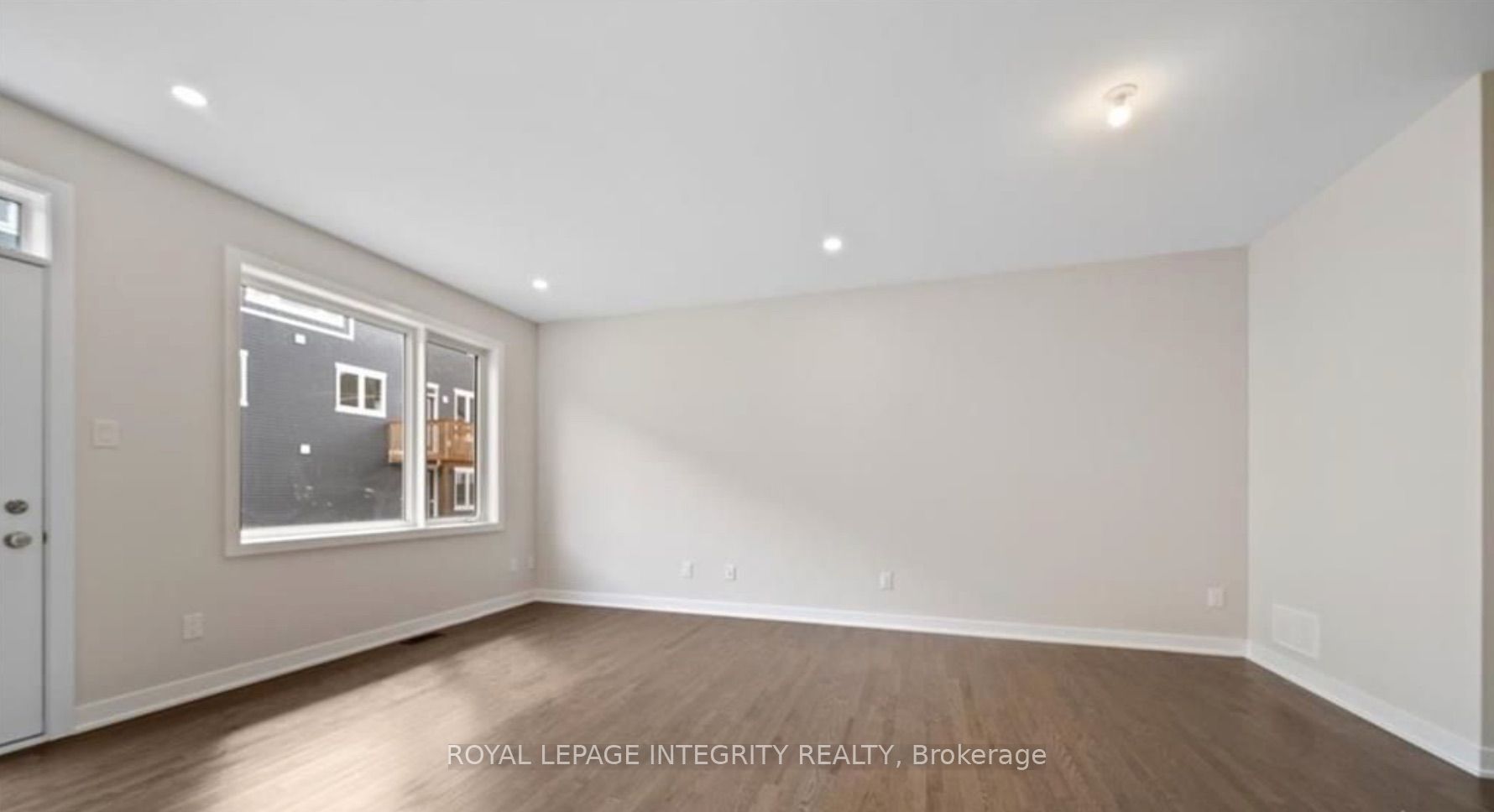 414 Epoch Street Property Photo 5