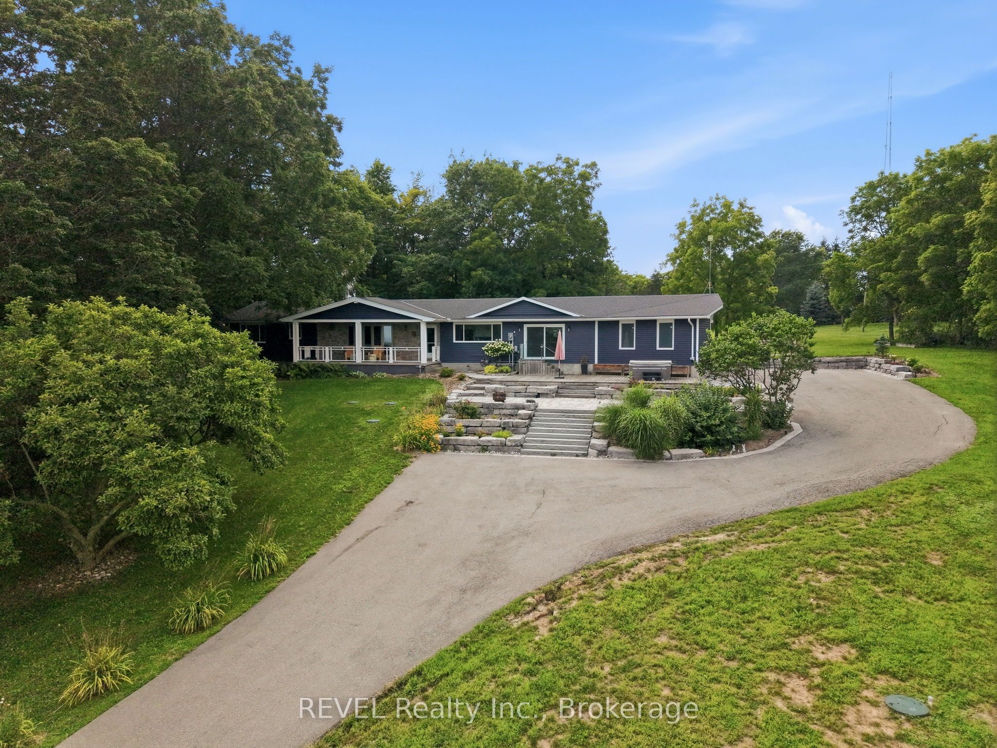 4030 Mountainview Road Property Photo 1