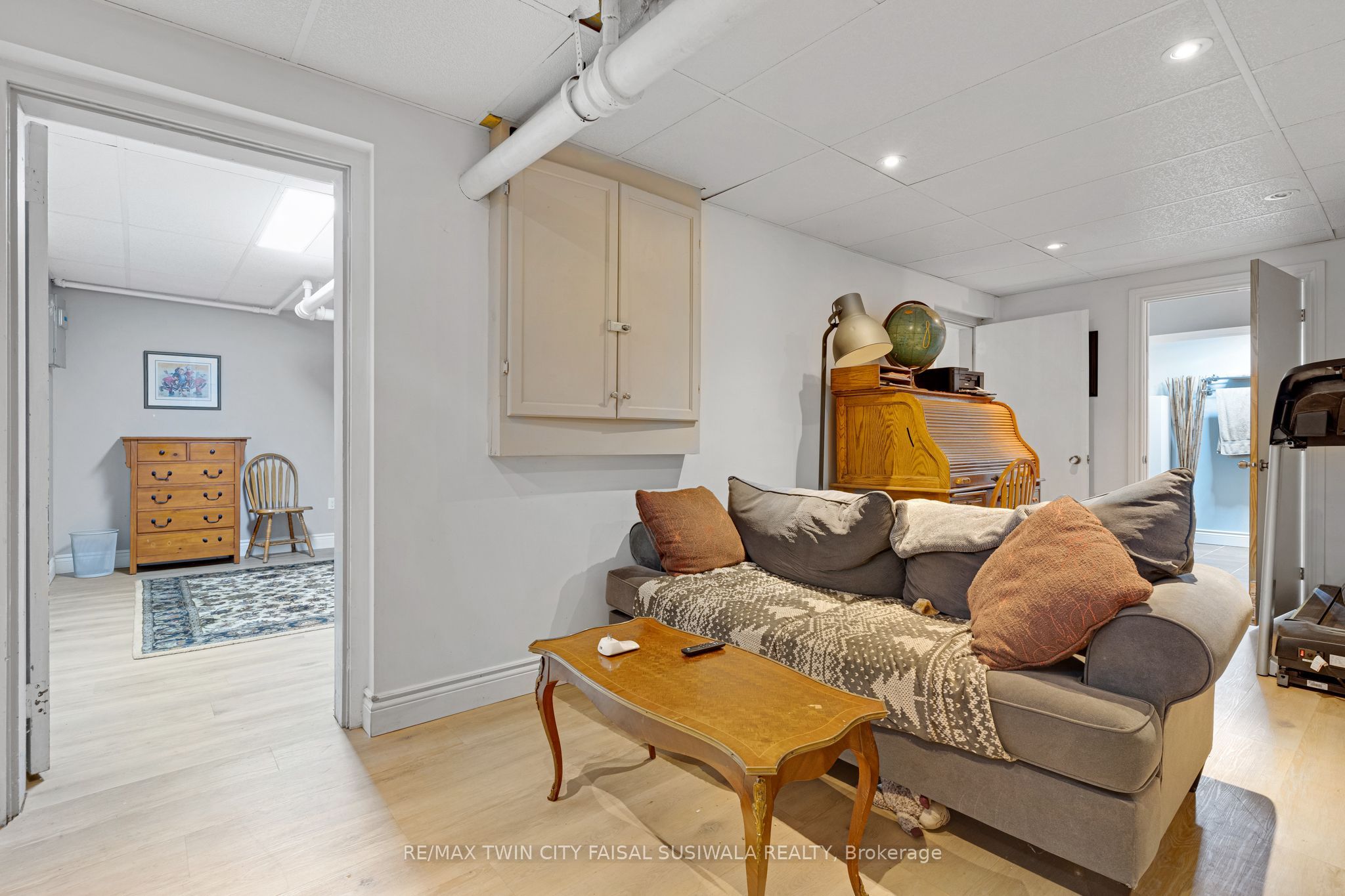 122 Dufferin Avenue Property Photo 47
