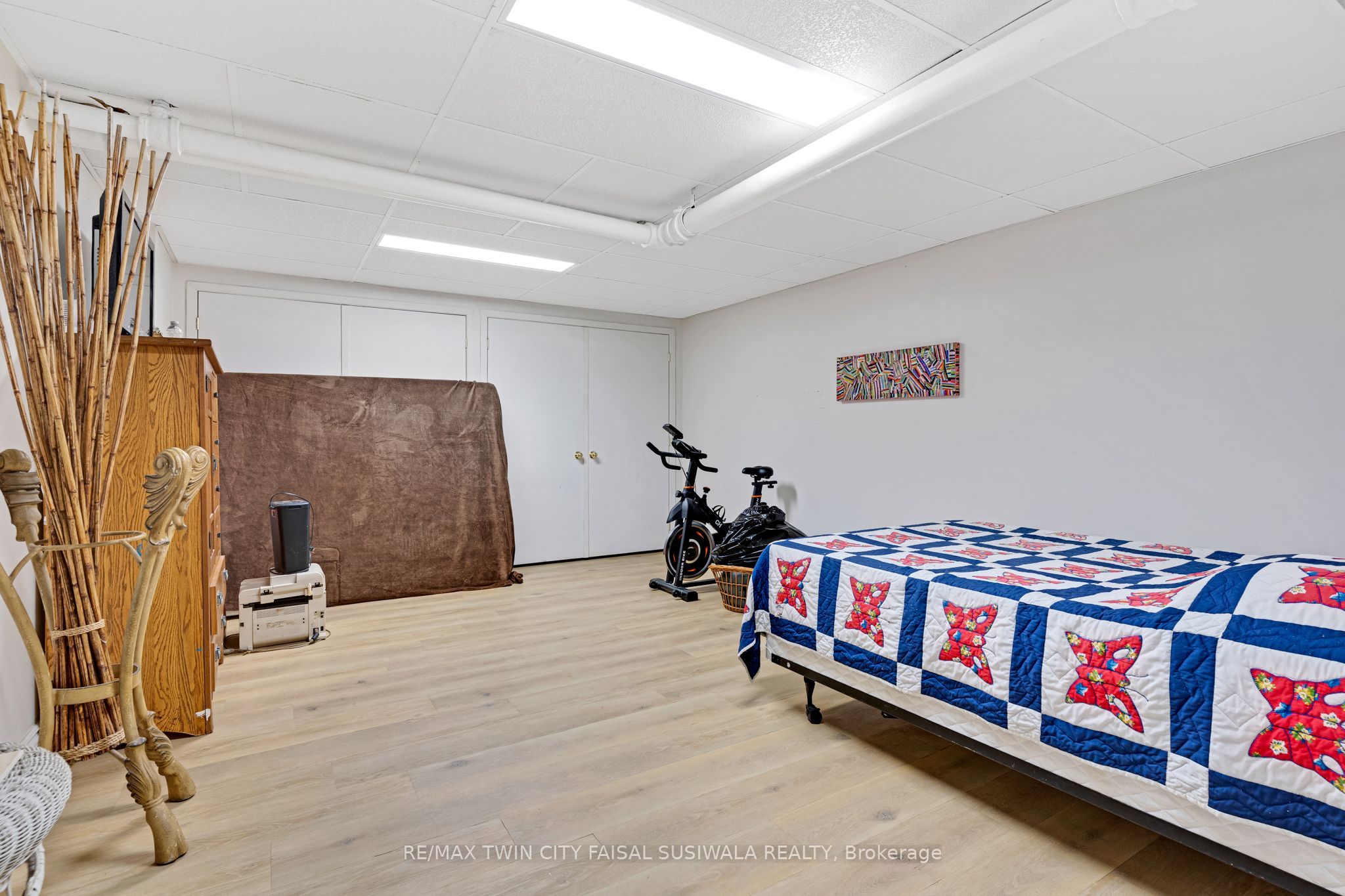 122 Dufferin Avenue Property Photo 49