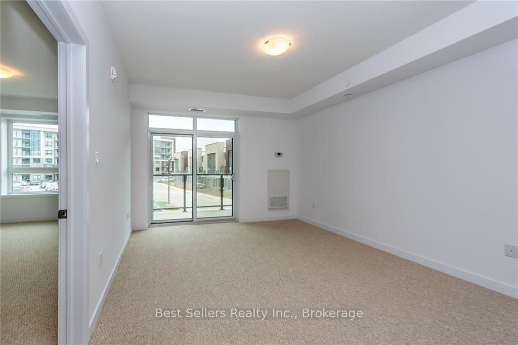 125 Shoreview Place 208 Property Photo 8