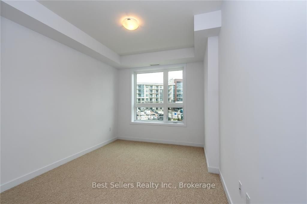 125 Shoreview Place 208 Property Photo 10