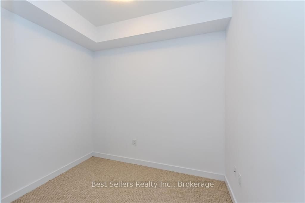 125 Shoreview Place 208 Property Photo 11