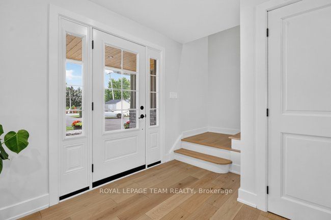 2710 River Road Property Photo 4