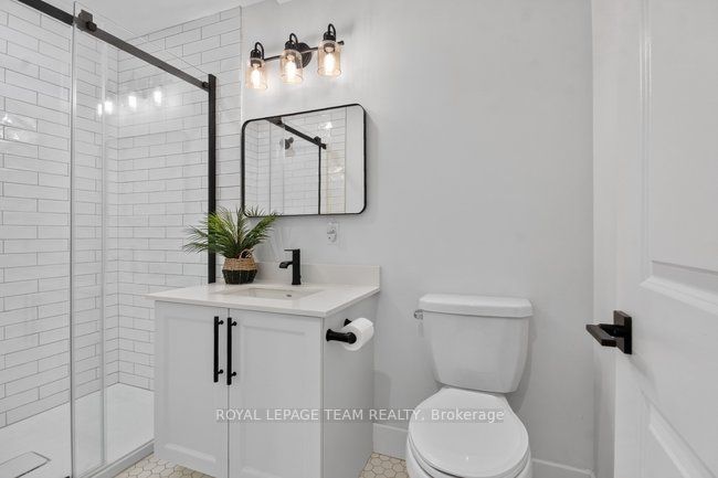 2710 River Road Property Photo 16