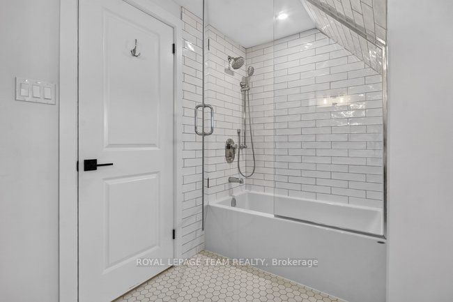 2710 River Road Property Photo 26