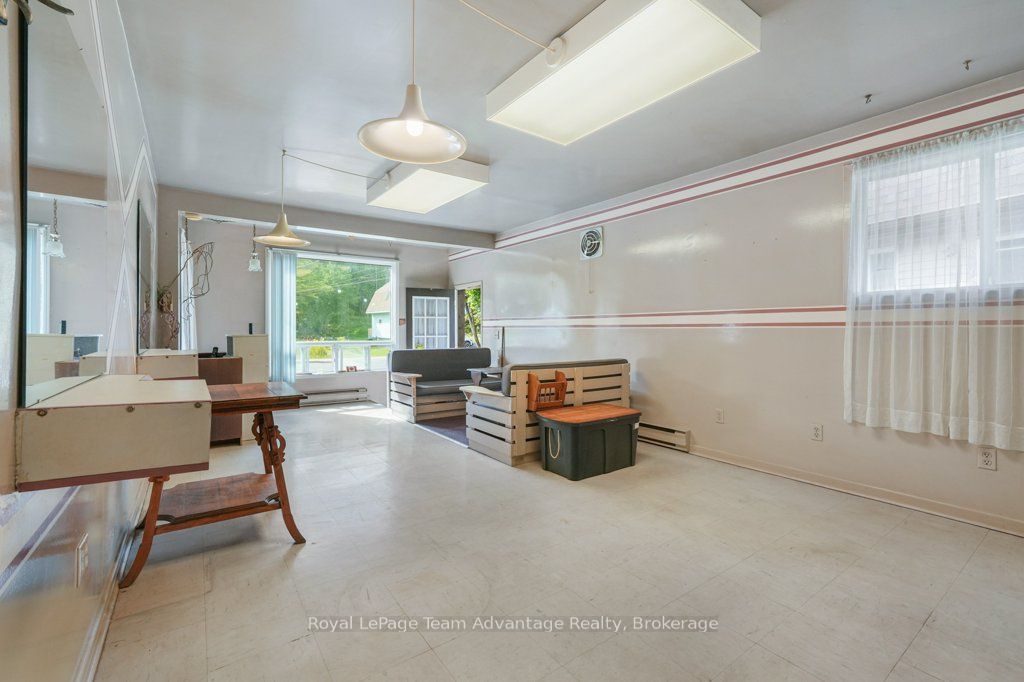 30a Forest Street Property Photo 9