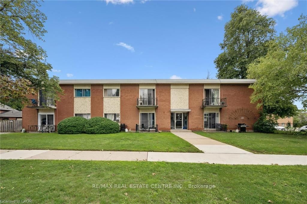 25 Walton Avenue Property Photo 1