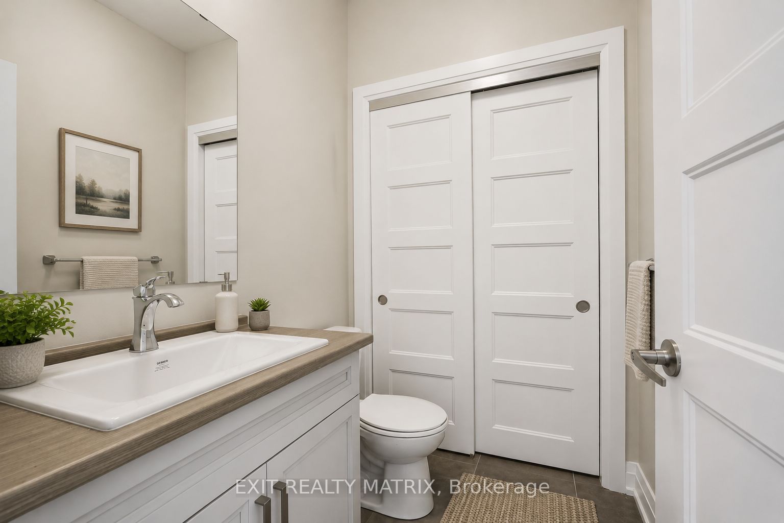 401 Bruges Street Property Photo 10