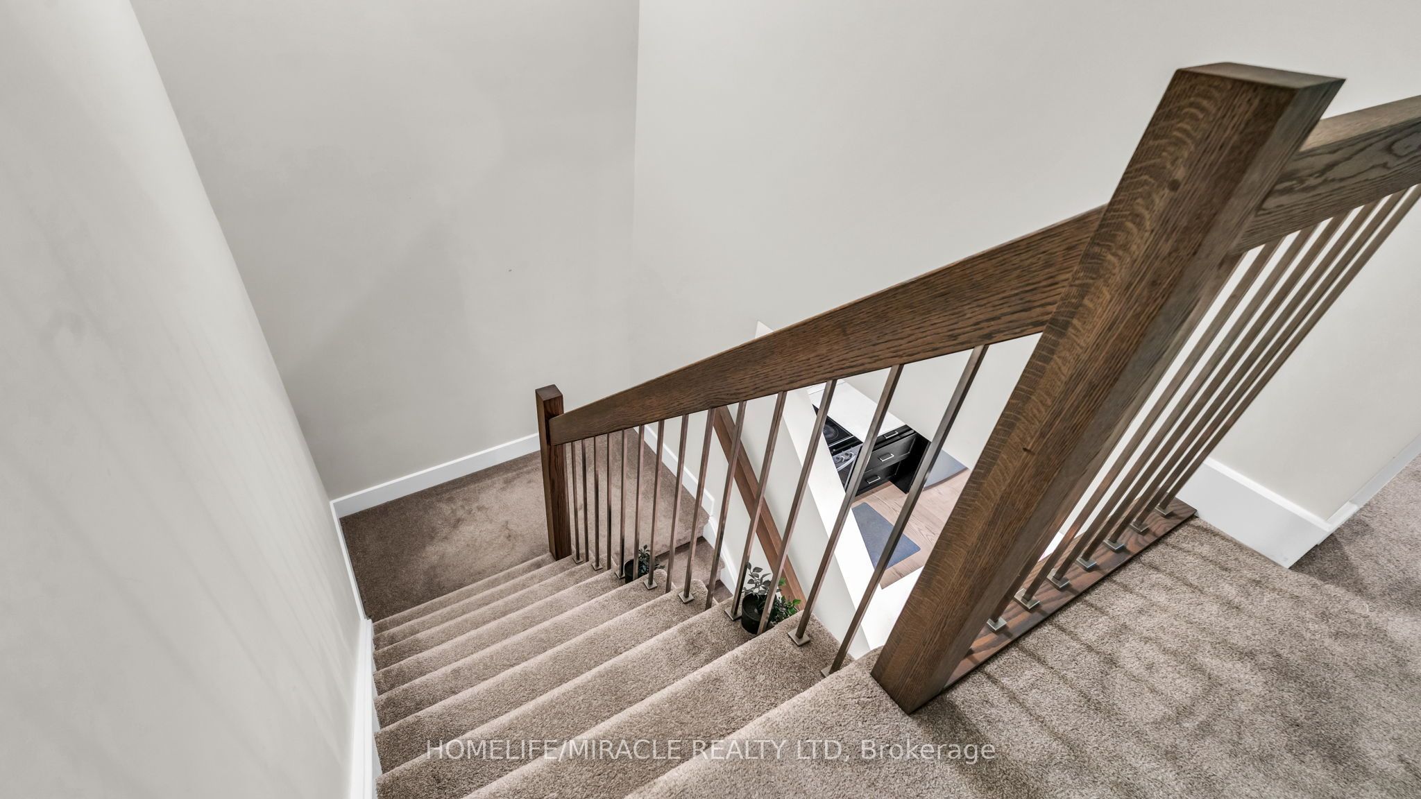 1195 Riverside Drive 2 Property Photo 12