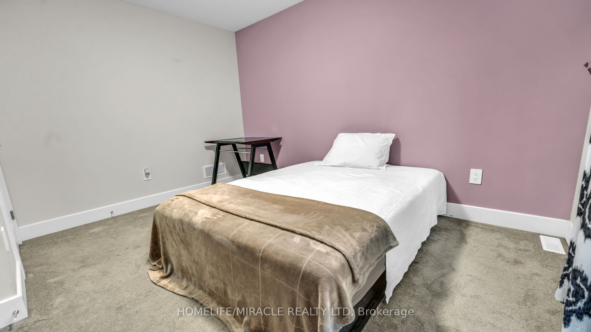 1195 Riverside Drive 2 Property Photo 28