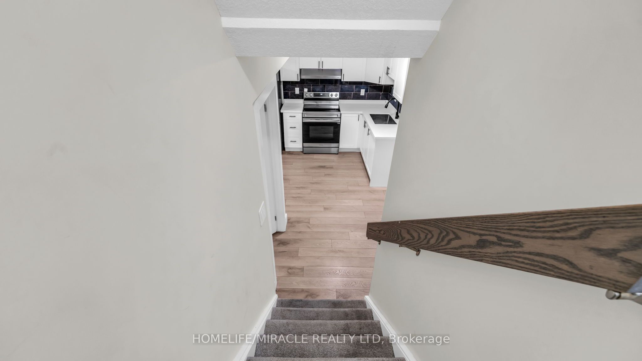 1195 Riverside Drive 2 Property Photo 33