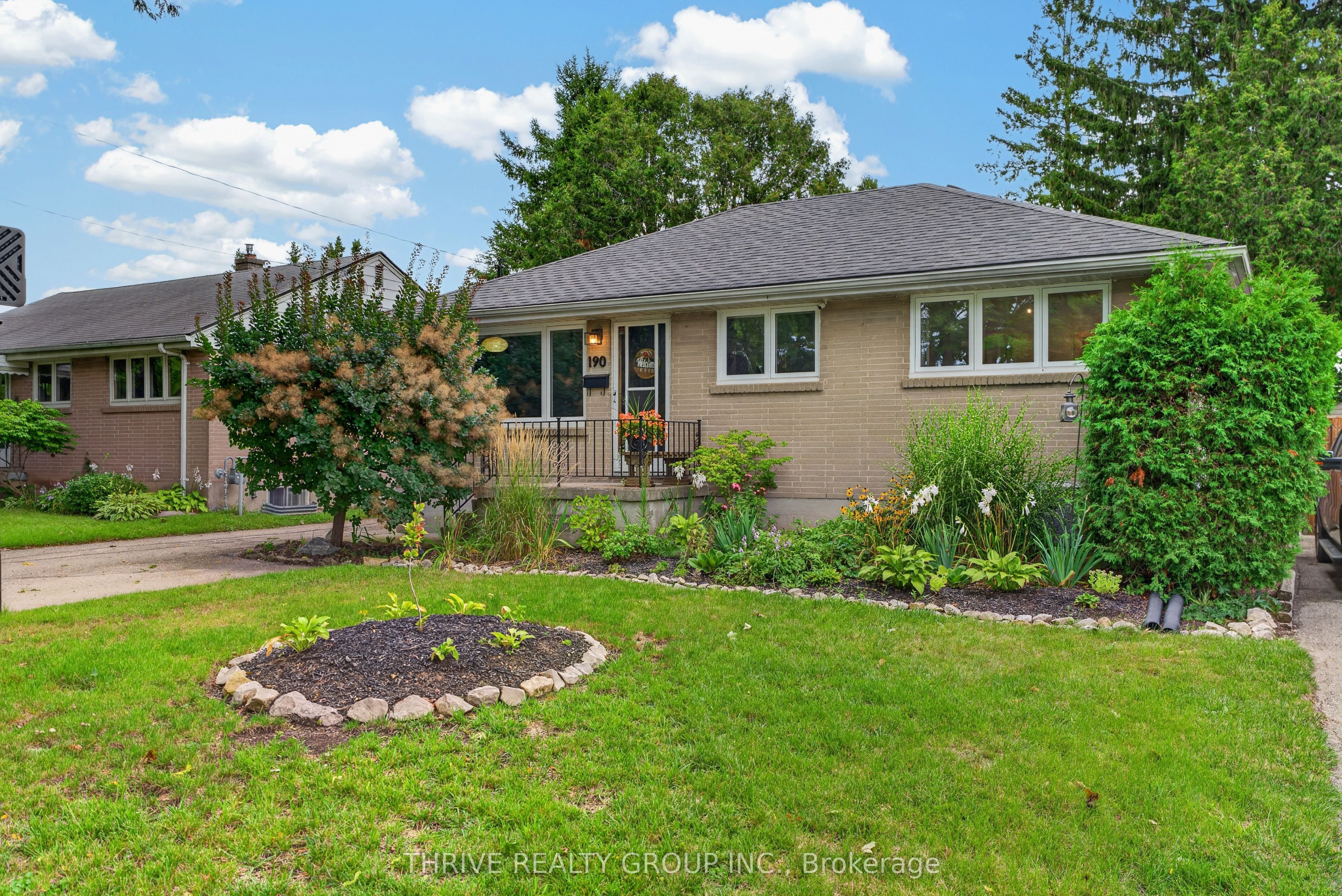 190 Goddard Boulevard Property Photo 1
