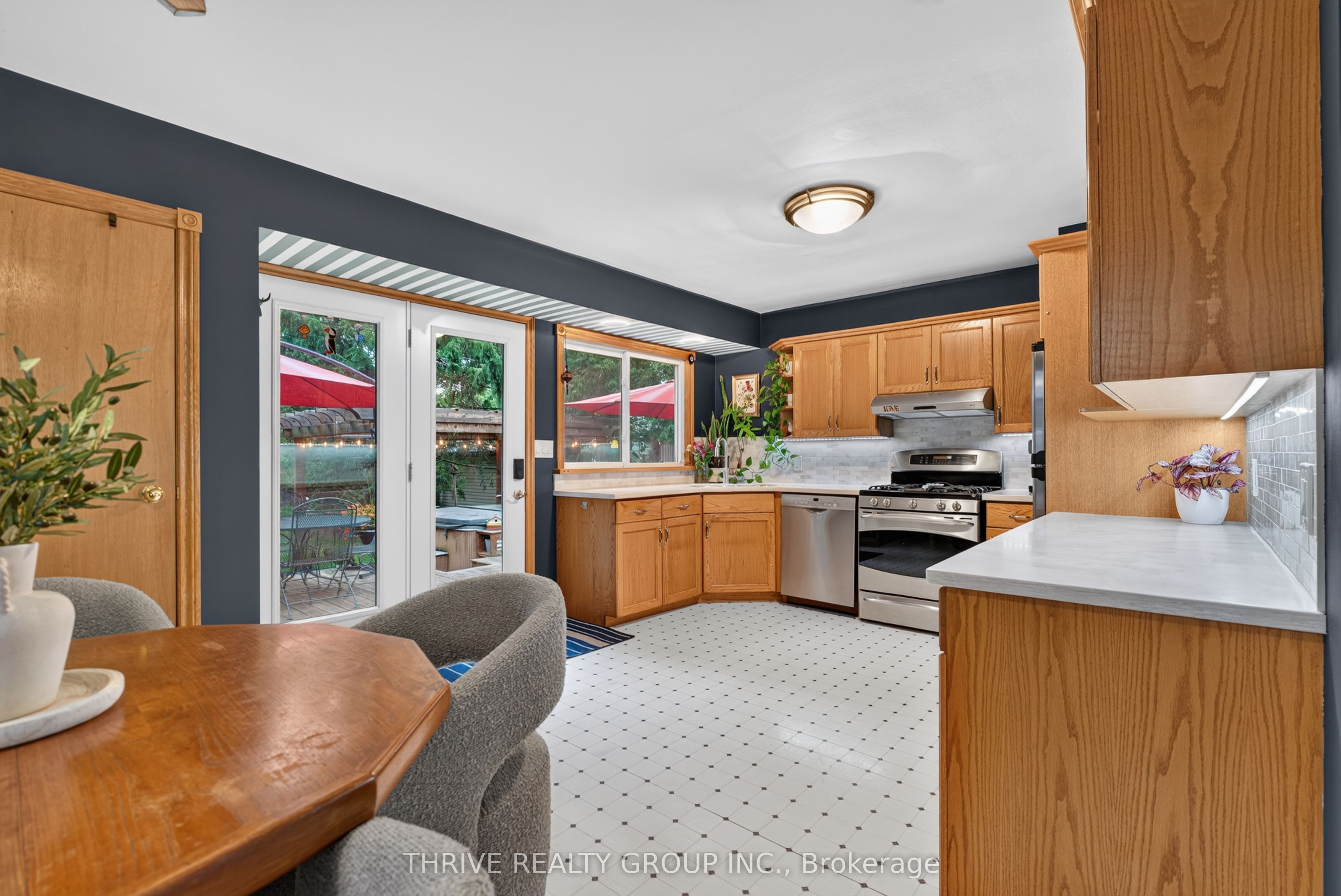 190 Goddard Boulevard Property Photo 7
