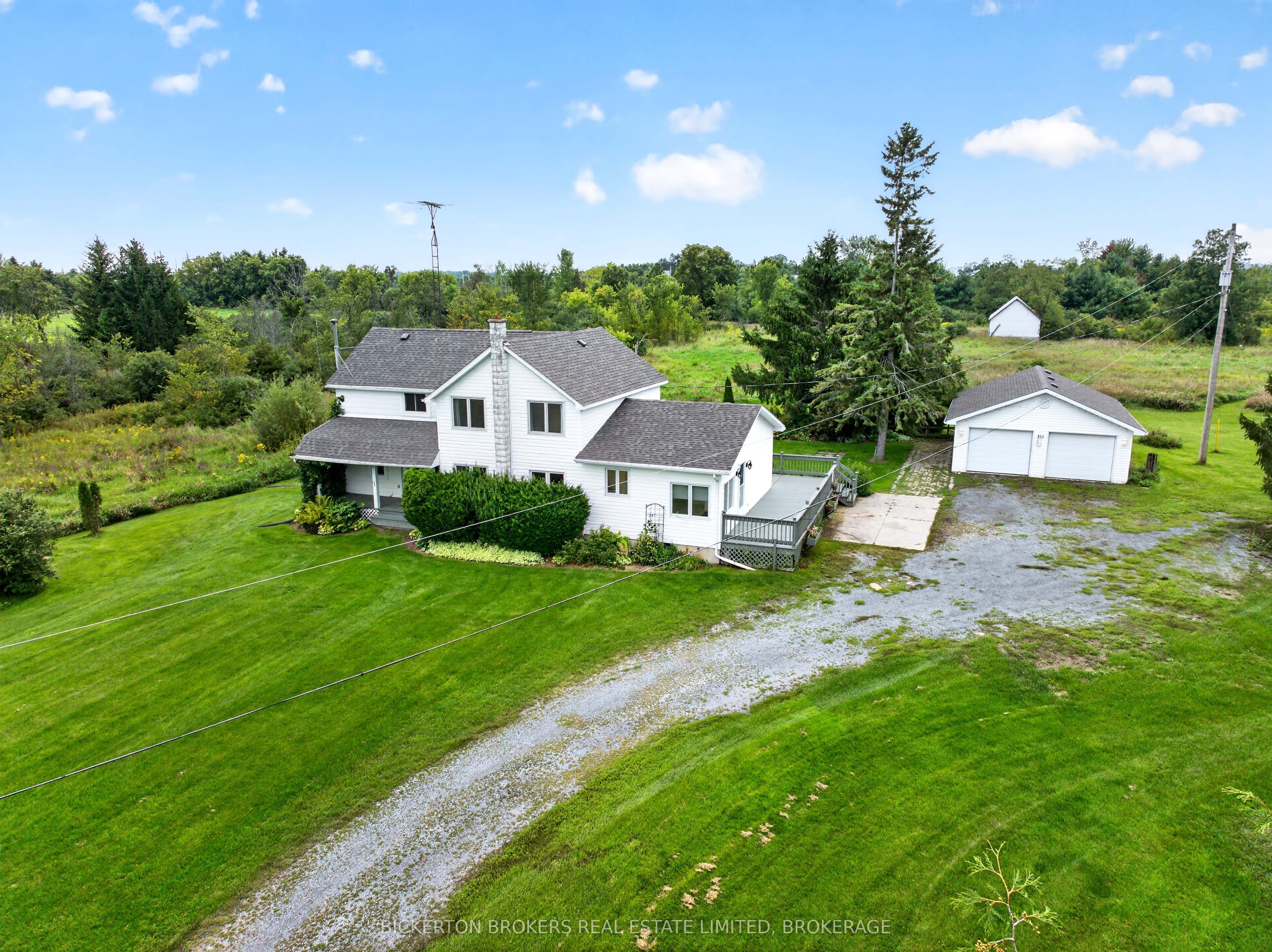 852 Kyes Road Property Photo 13