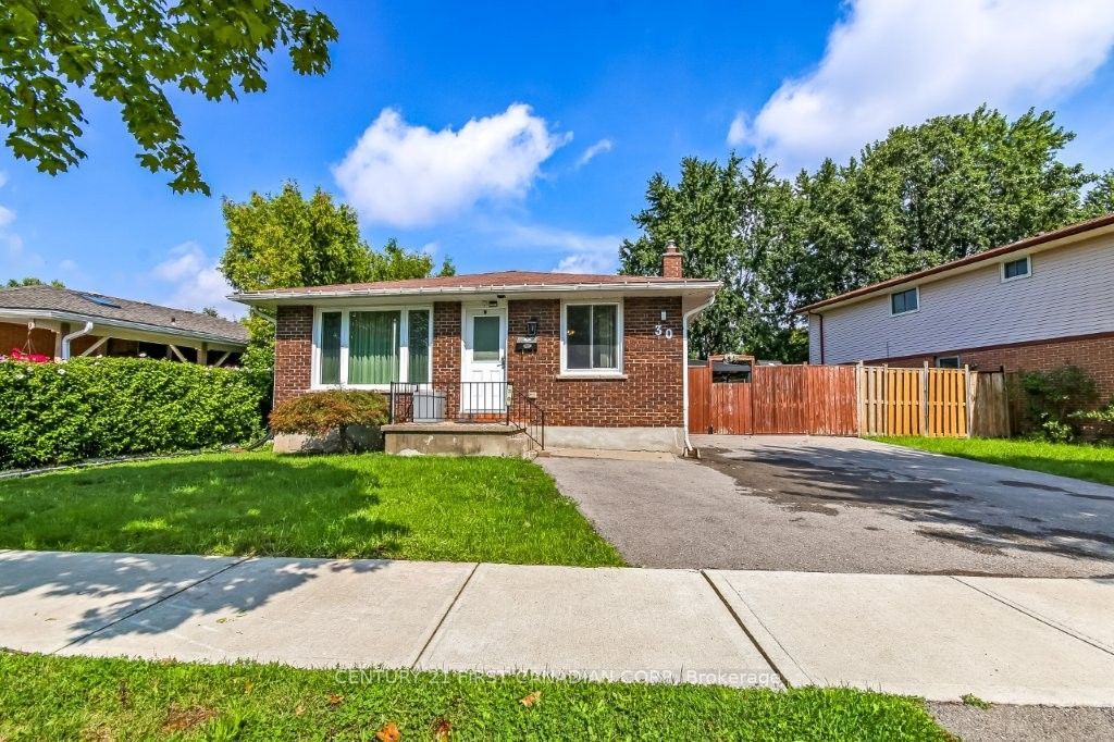 30 Scotchmere Crescent Property Photo 2
