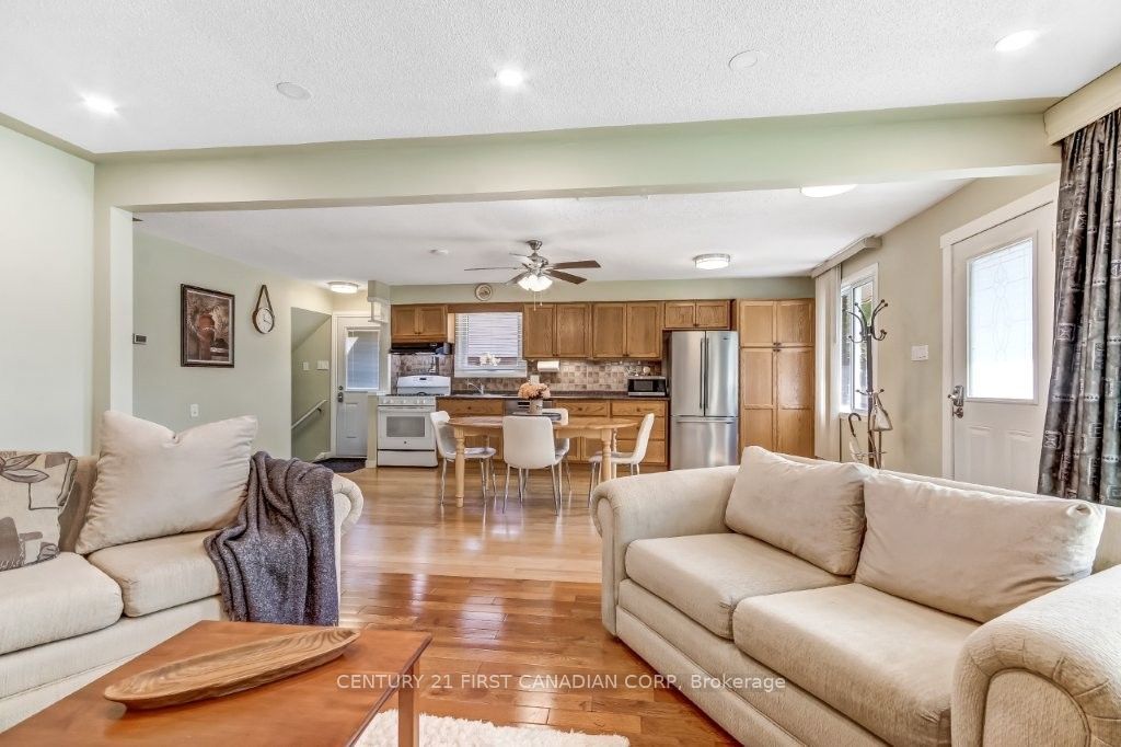 30 Scotchmere Crescent Property Photo 5