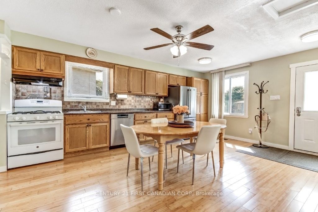 30 Scotchmere Crescent Property Photo 6