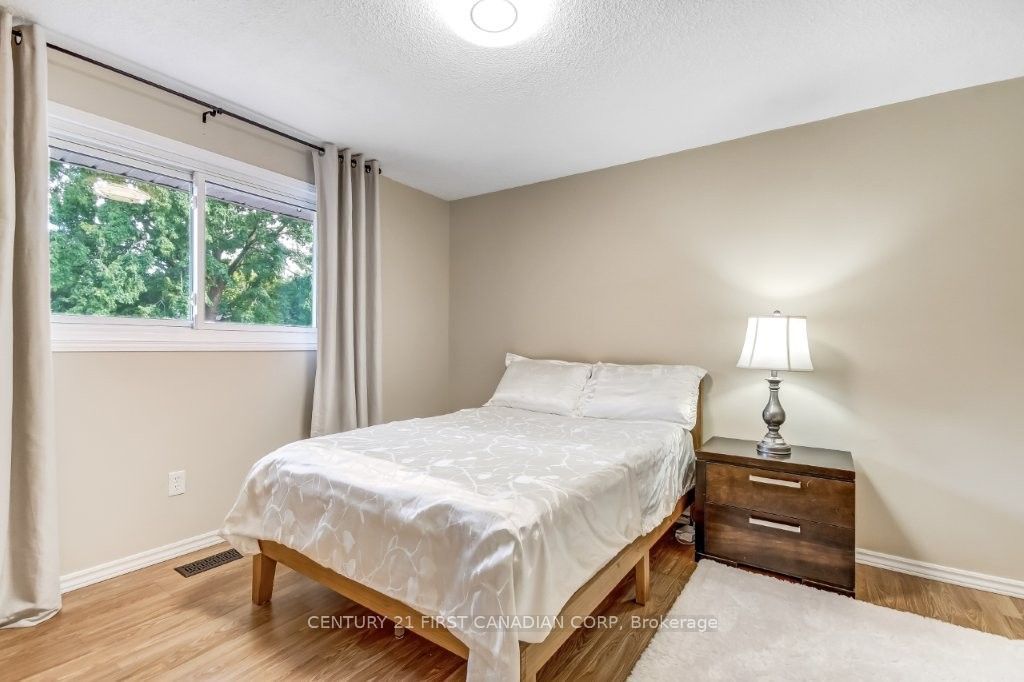 30 Scotchmere Crescent Property Photo 10