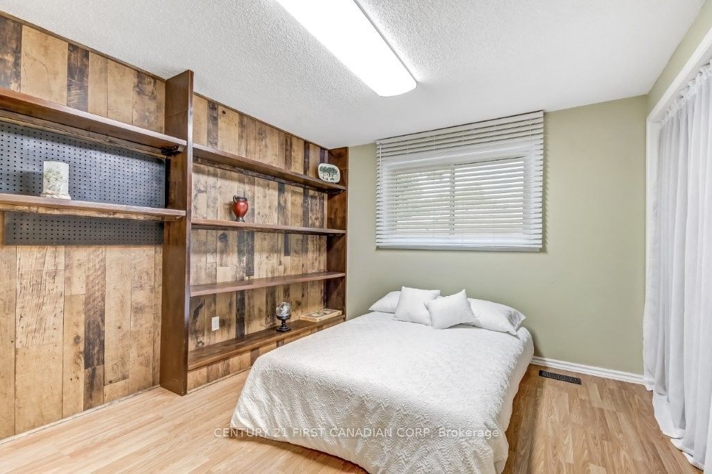 30 Scotchmere Crescent Property Photo 12