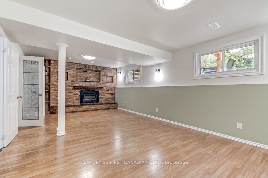 30 Scotchmere Crescent Property Photo 14