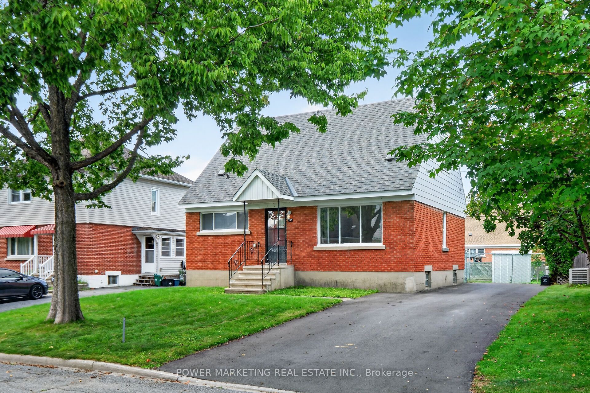 535 Dunbrack Street Property Photo 1