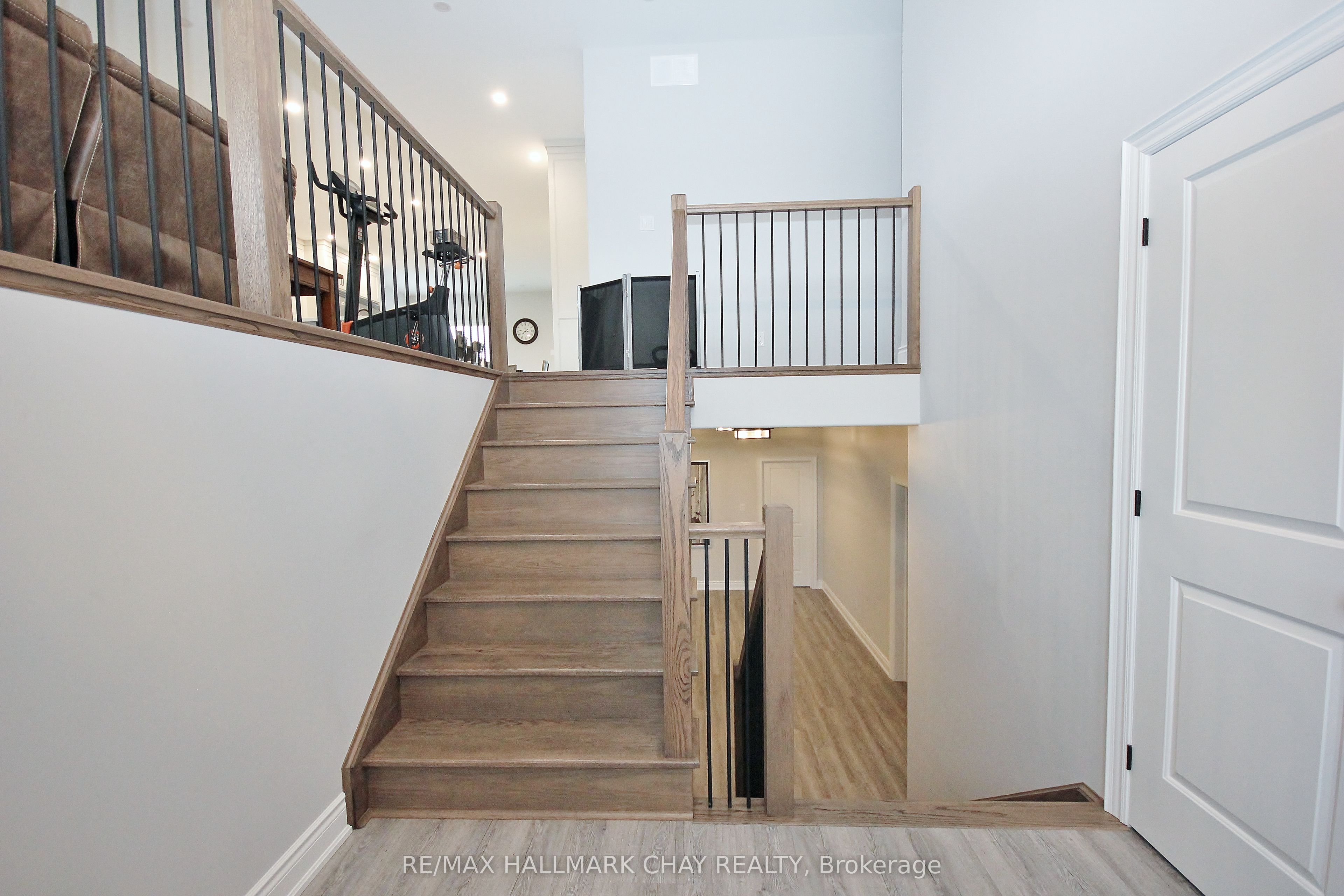 37 Hillside Drive Property Photo 5