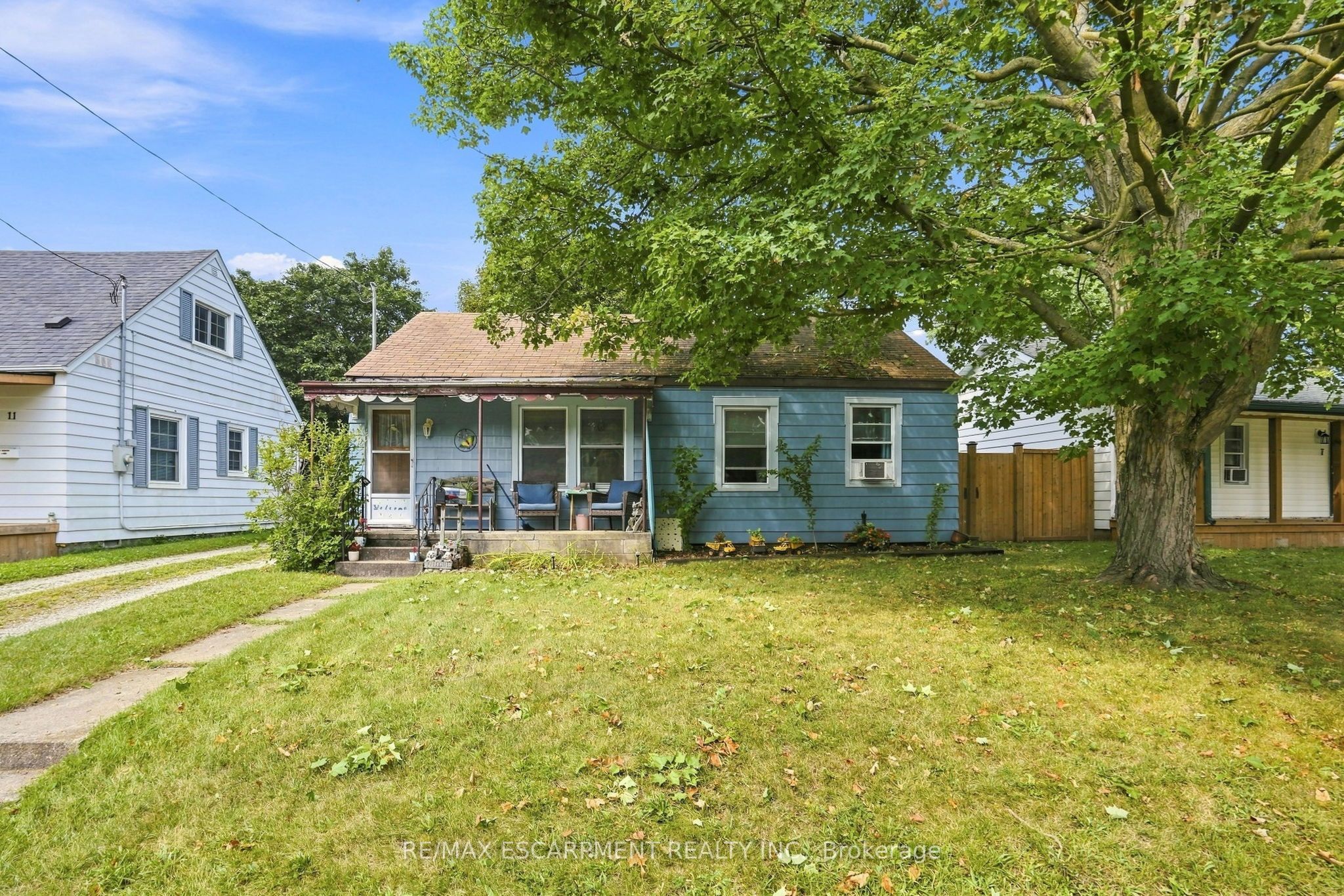 9 Lancaster Avenue Property Photo 1