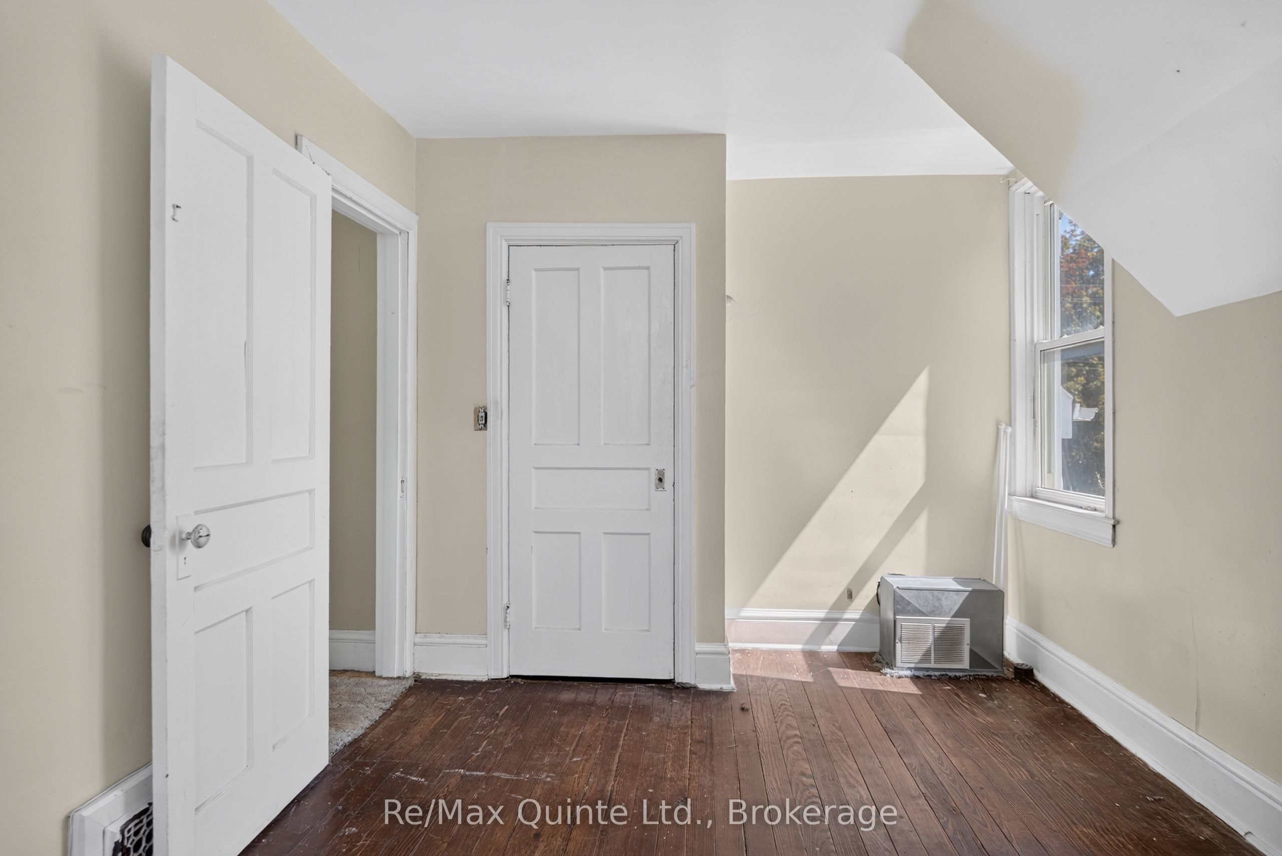 26 Turnbull Street Property Photo 28