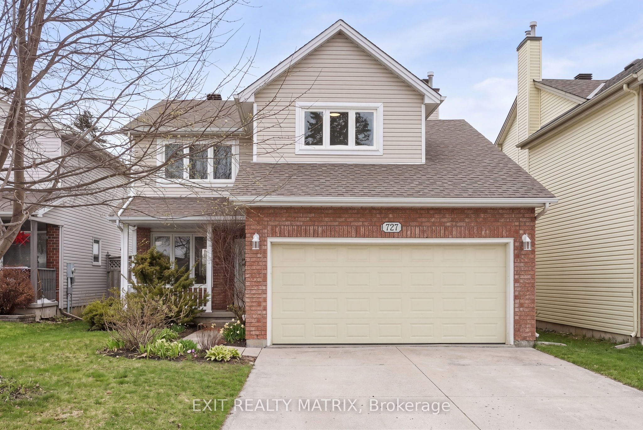 727 Brome Crescent Property Photo 1