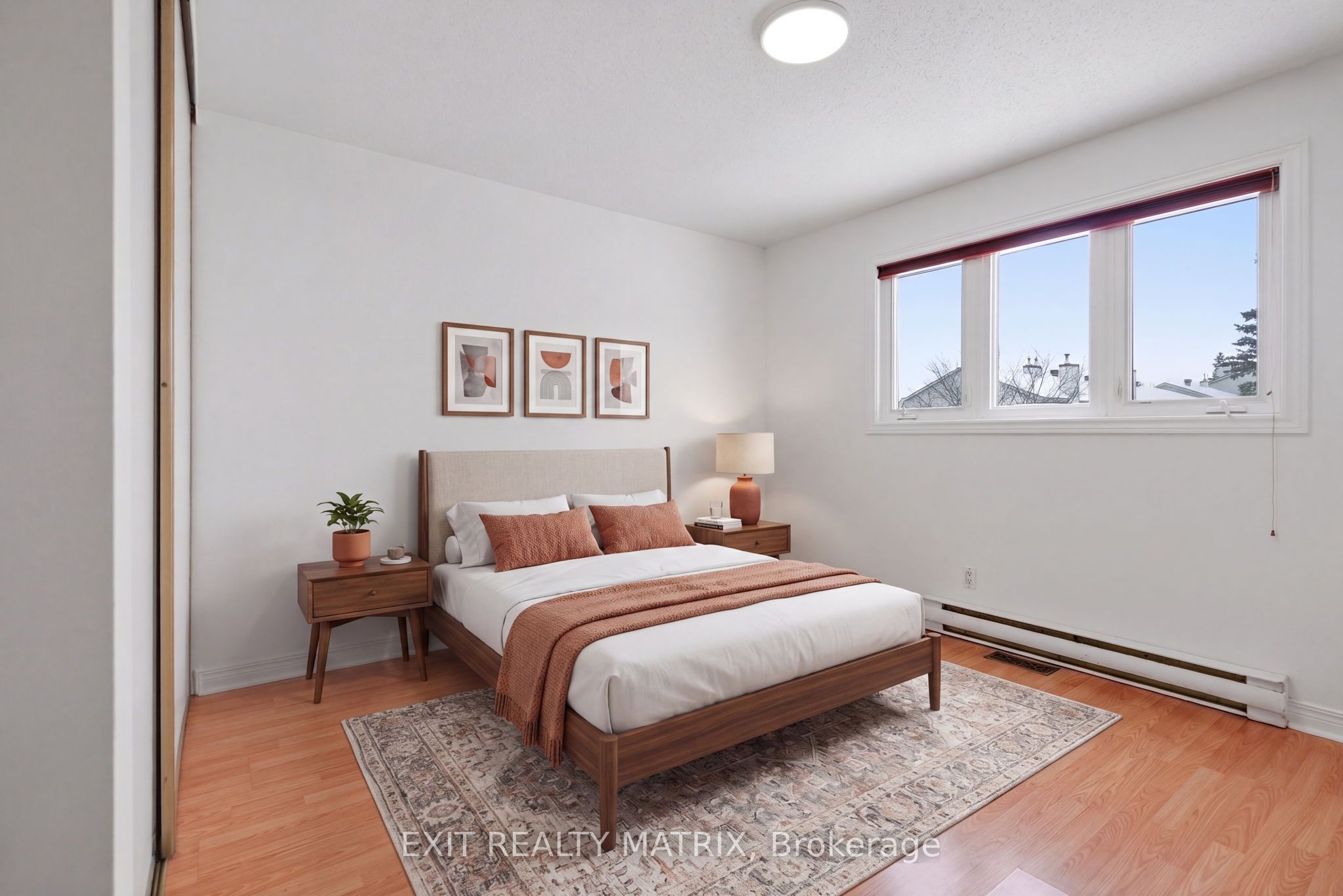 727 Brome Crescent Property Photo 13
