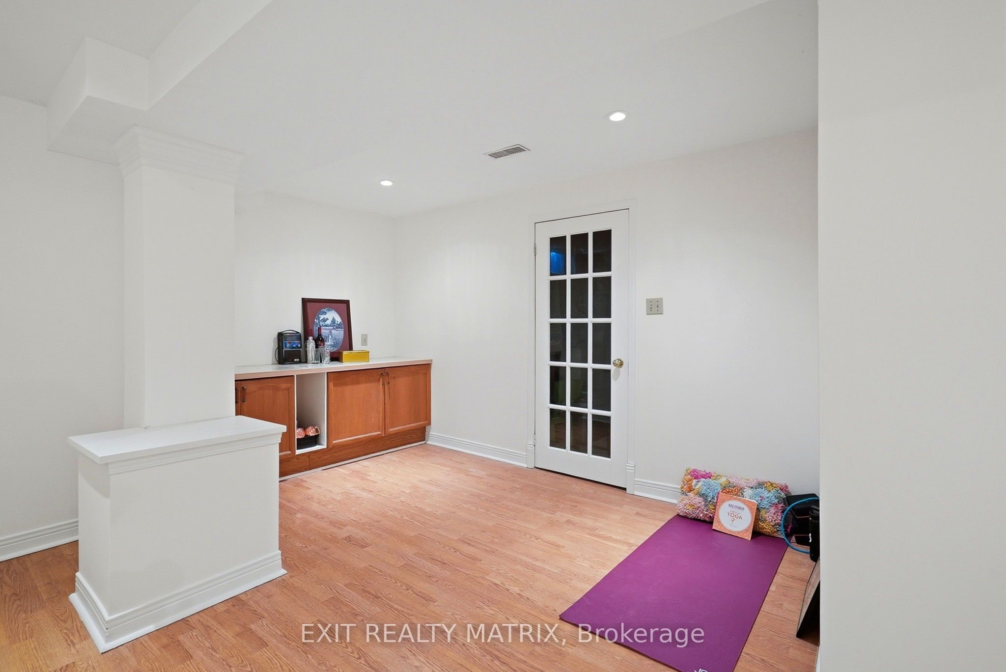 727 Brome Crescent Property Photo 19